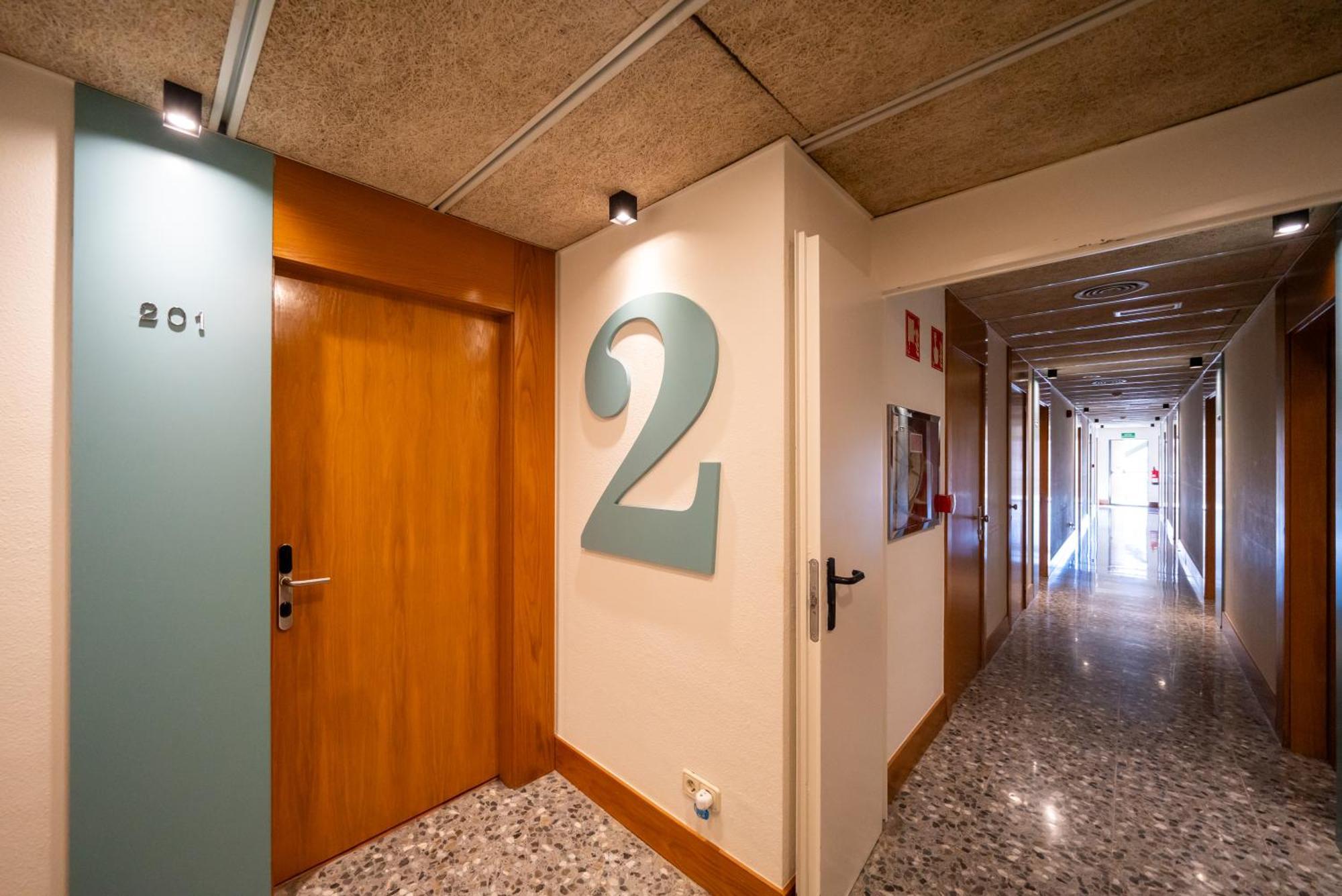 Hotel J. Balmes Vic Exterior foto