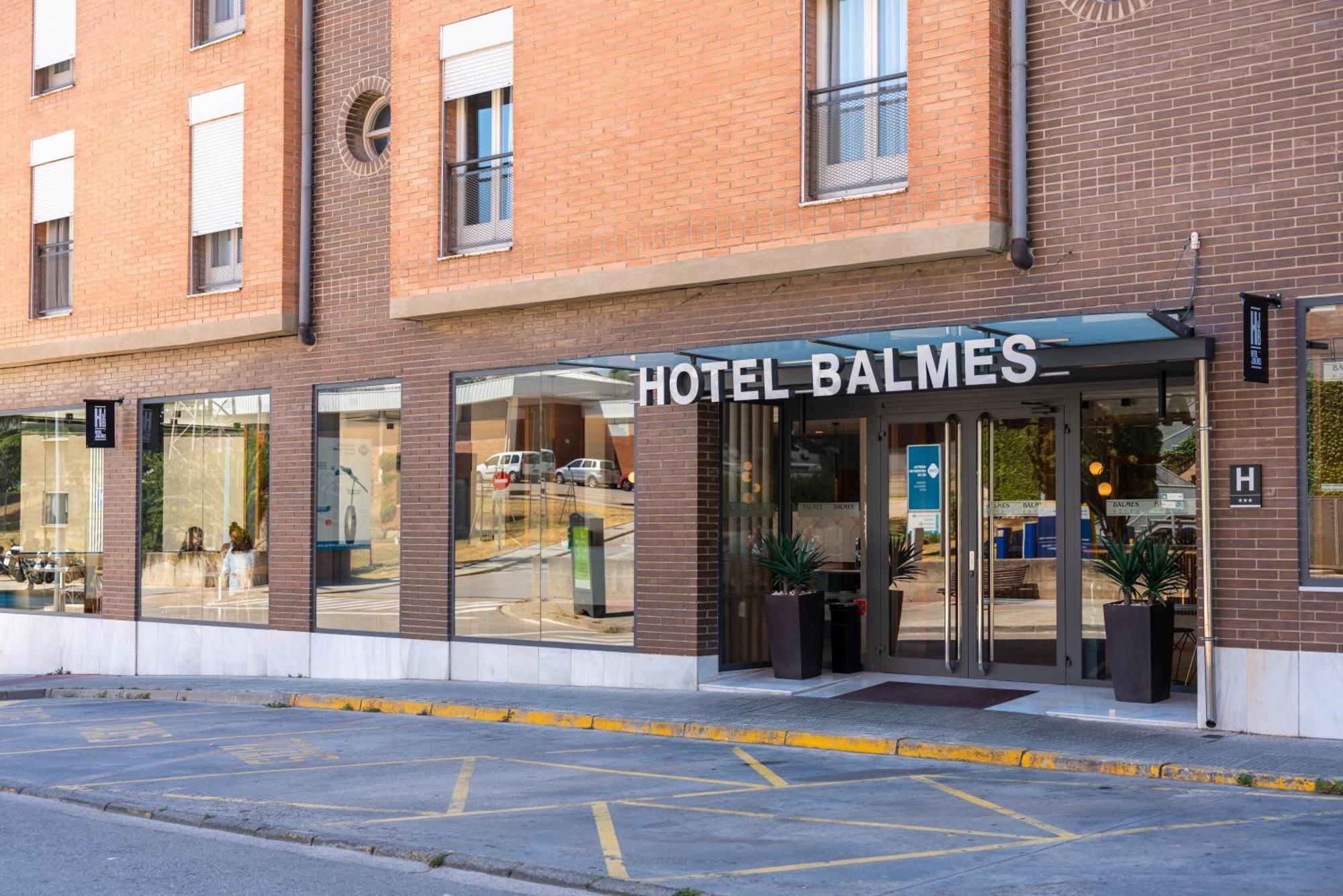 Hotel J. Balmes Vic Exterior foto